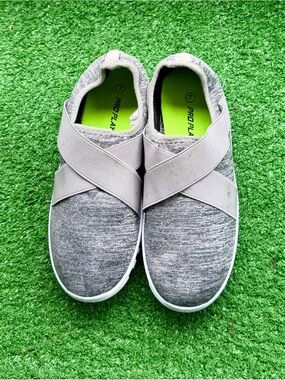 Pro Player Heather Grey Criss-Cross Elastic Strap Slip-On Sneakers US Women’s 7